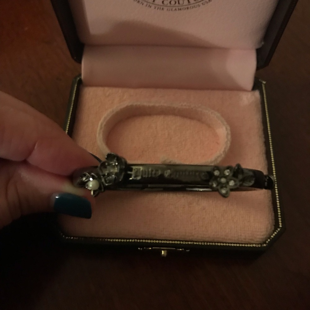 Juicy Couture Bracelet - Picture 2 of 2